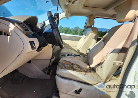 2010 Volkswagen Routan Sel z USA, uszkodzony, nr VIN 2V4RW6DX5AR280155